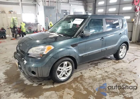 2011 Kia Soul + z USA, uszkodzony, nr VIN KNDJT2A27B7227106